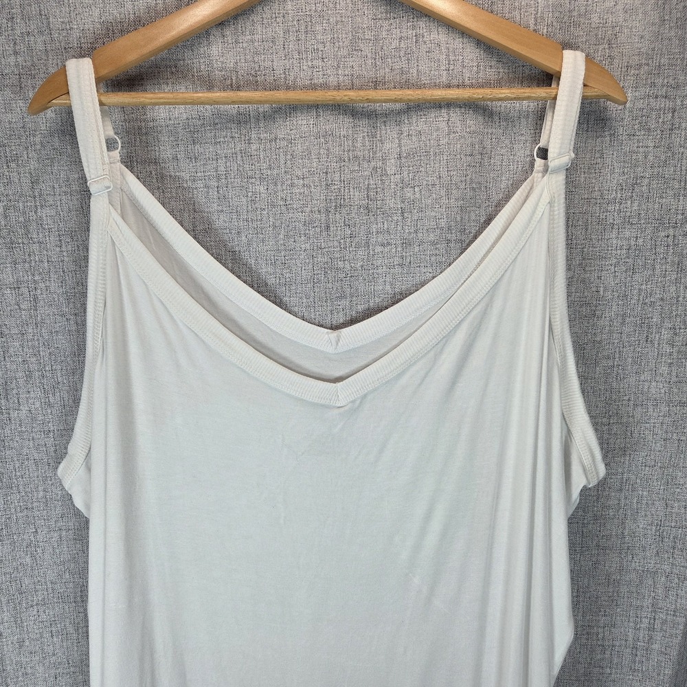 Torrid‎ Cami Tank Top Super Soft White Sleeveless Size 6 6XL Stretch Beach